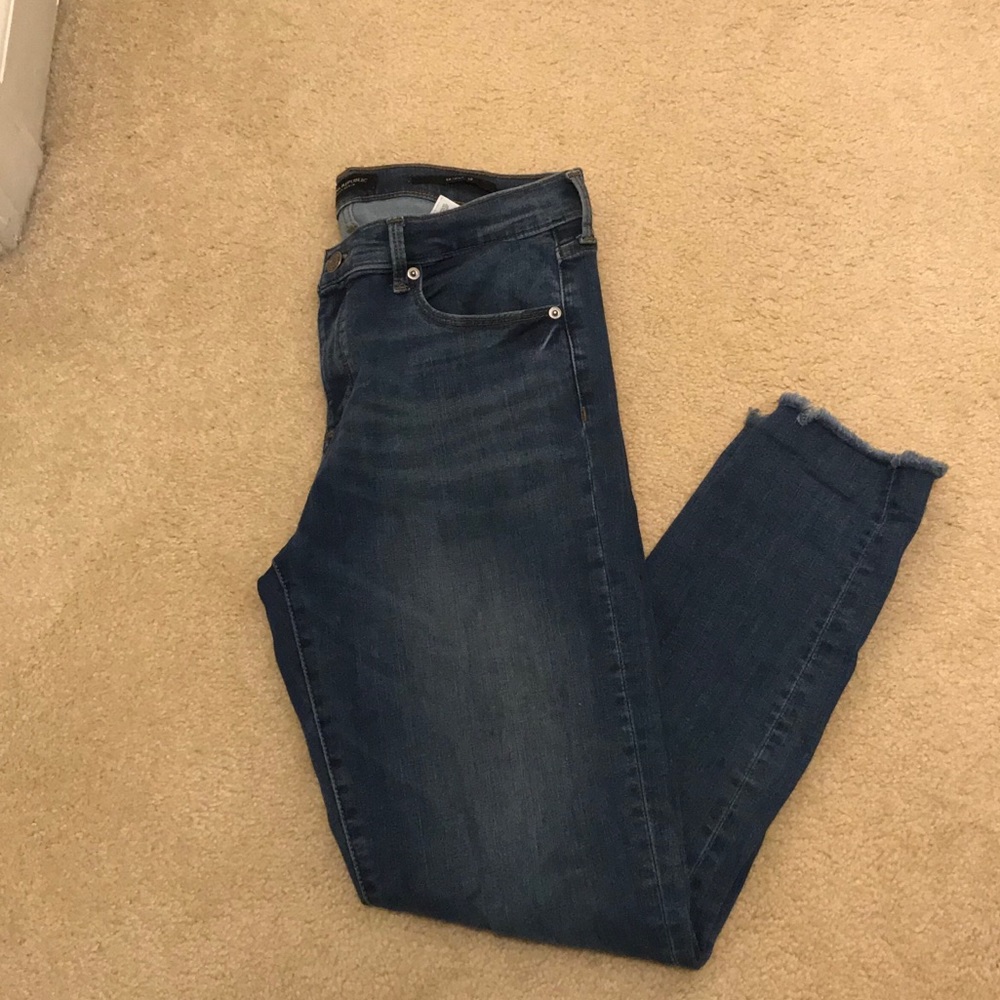 Banana Republic- Skinny Blue Jeans